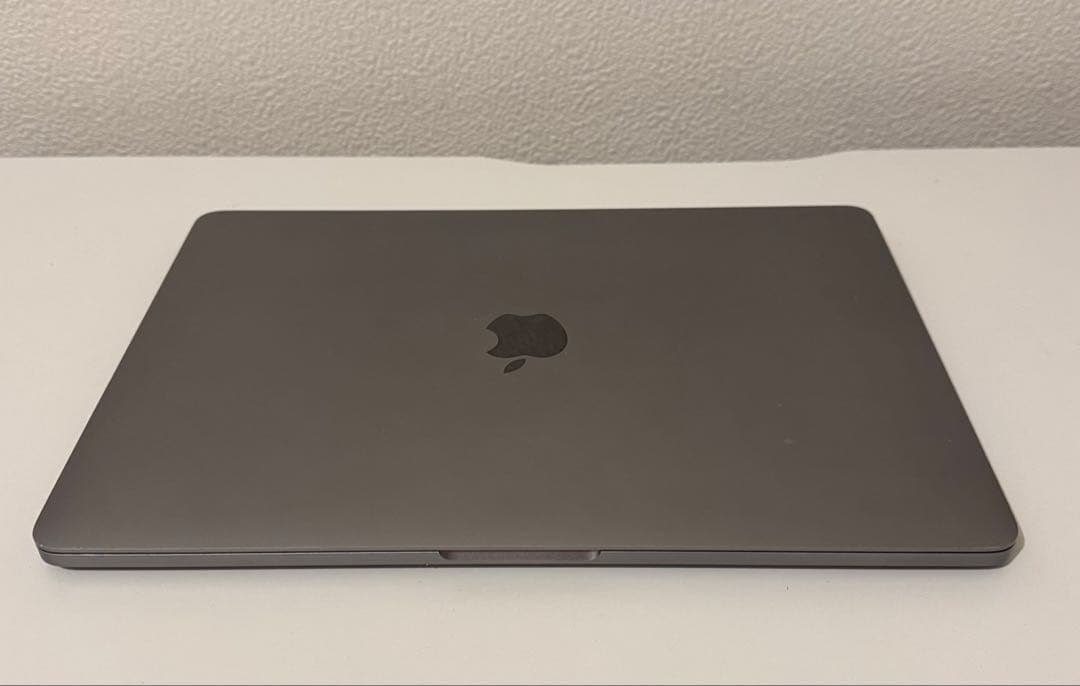 美品 Macbook Pro 2017 13インチ 今年の最新mac os