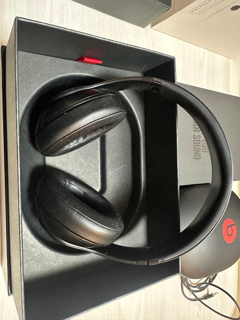 箱付属品ありBeats studio3 ワイヤレスヘッドホン 黒