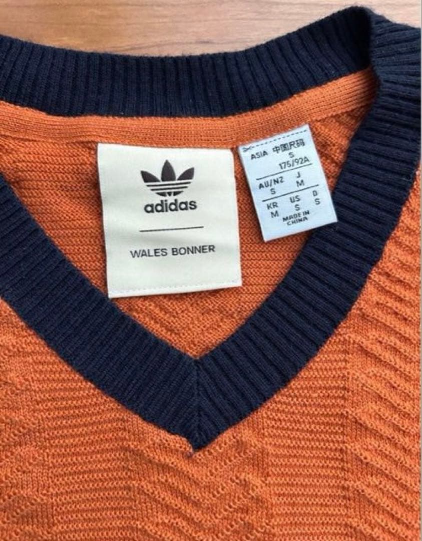 m*•様 y*a様 Wales bonner adidas vネック ニット