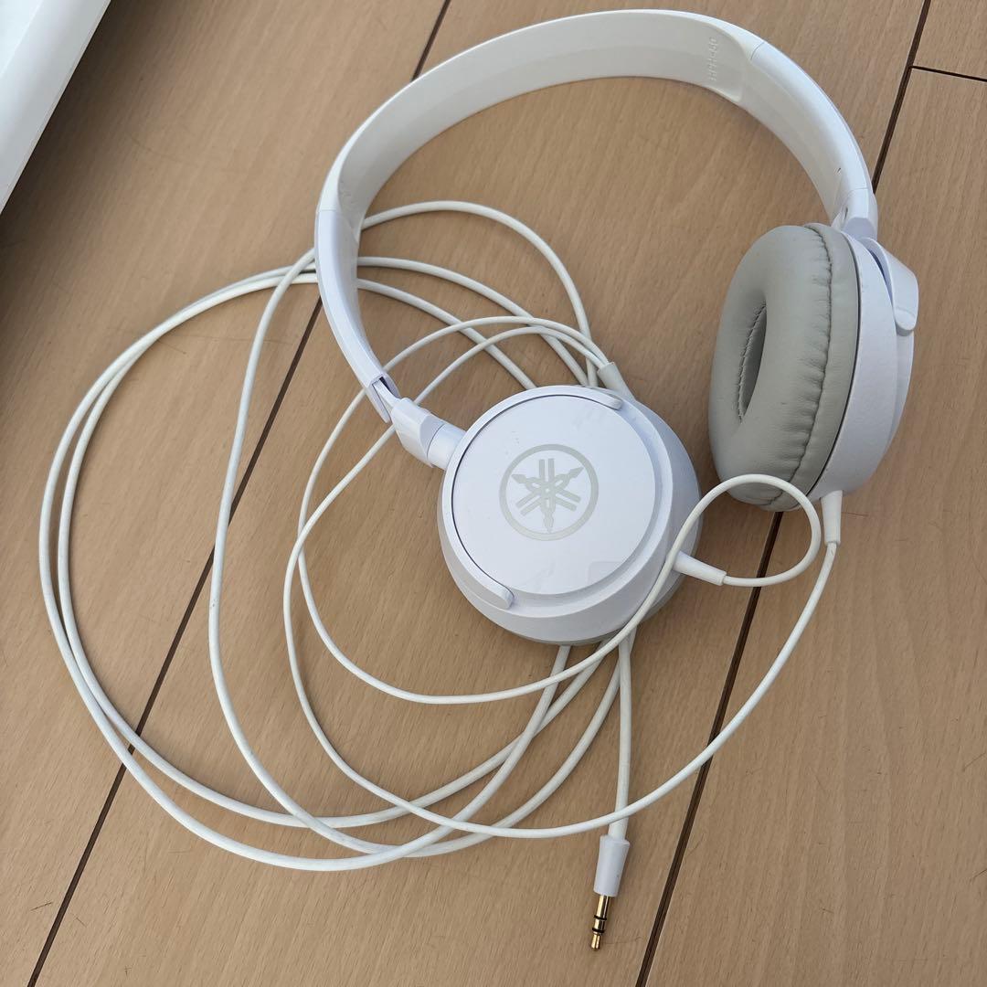 ヤマハ 電子キーボード 22年製　NP-12WH ヘッドホン付