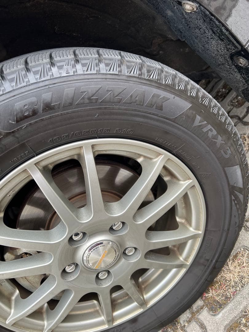 【引取り限定】トヨタ80系、ブリザックVRX-3、4本セット（15インチ）