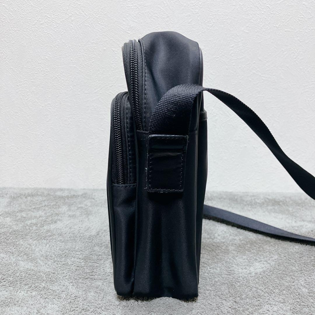 ちー　バーバリー　Burberry ショルダーバッグ ノバチェック