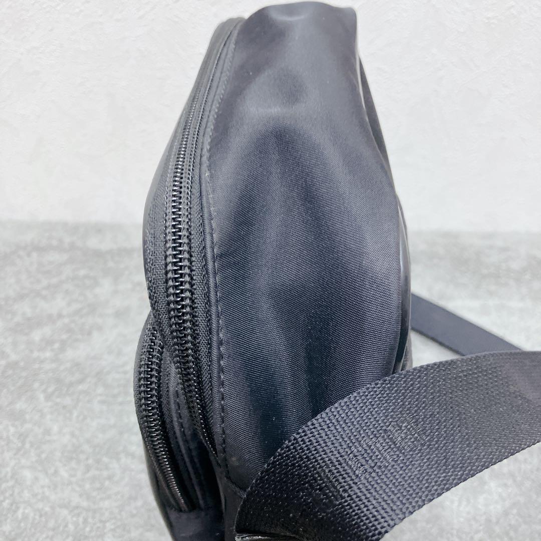 ちー　バーバリー　Burberry ショルダーバッグ ノバチェック