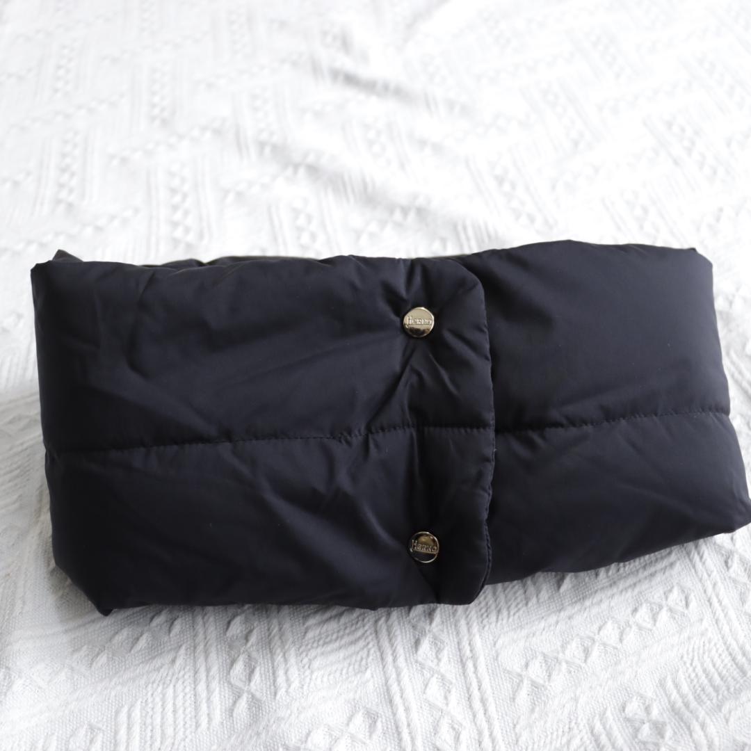 極美品！HERNO ダウン　ネックウォーマー　マフラー　ブラック　スヌード