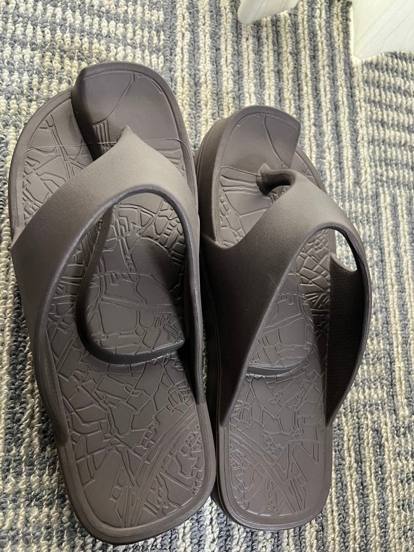 ラクバキ（RACBAKI）イージーサンダル　茶色　メンズM（26.0〜27.0）