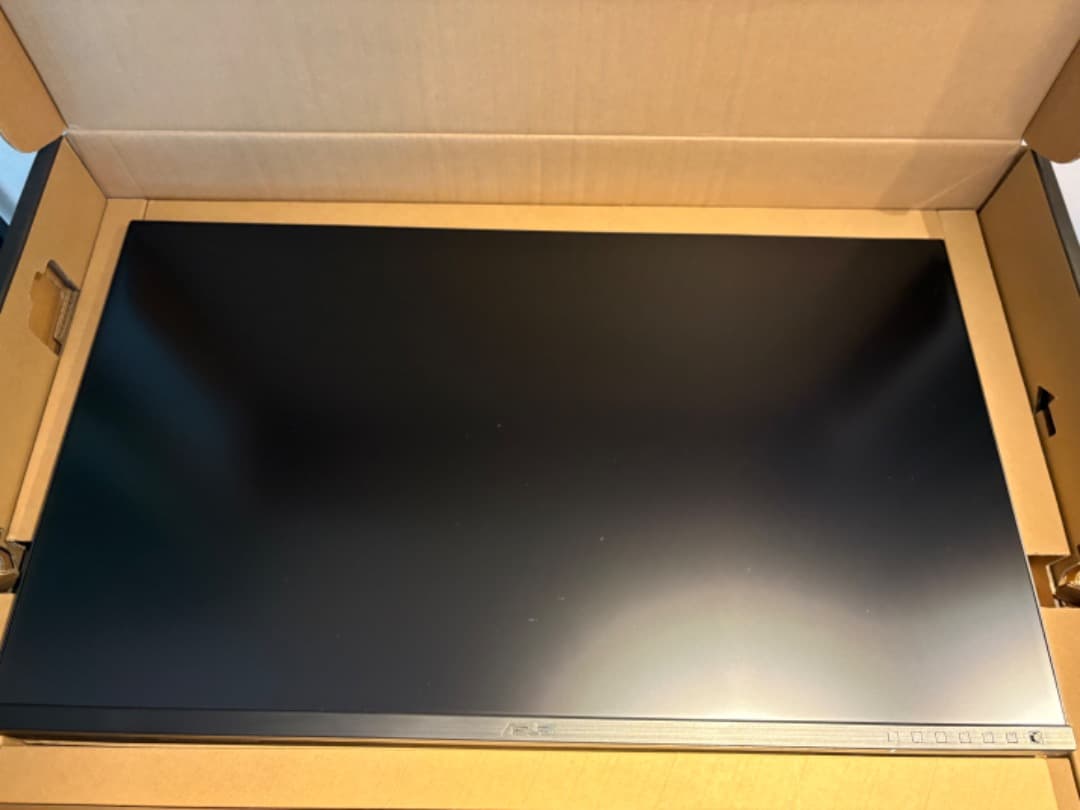 ASUS 4K UHD デザイナー向けモニター PA329CRV 31.5インチ