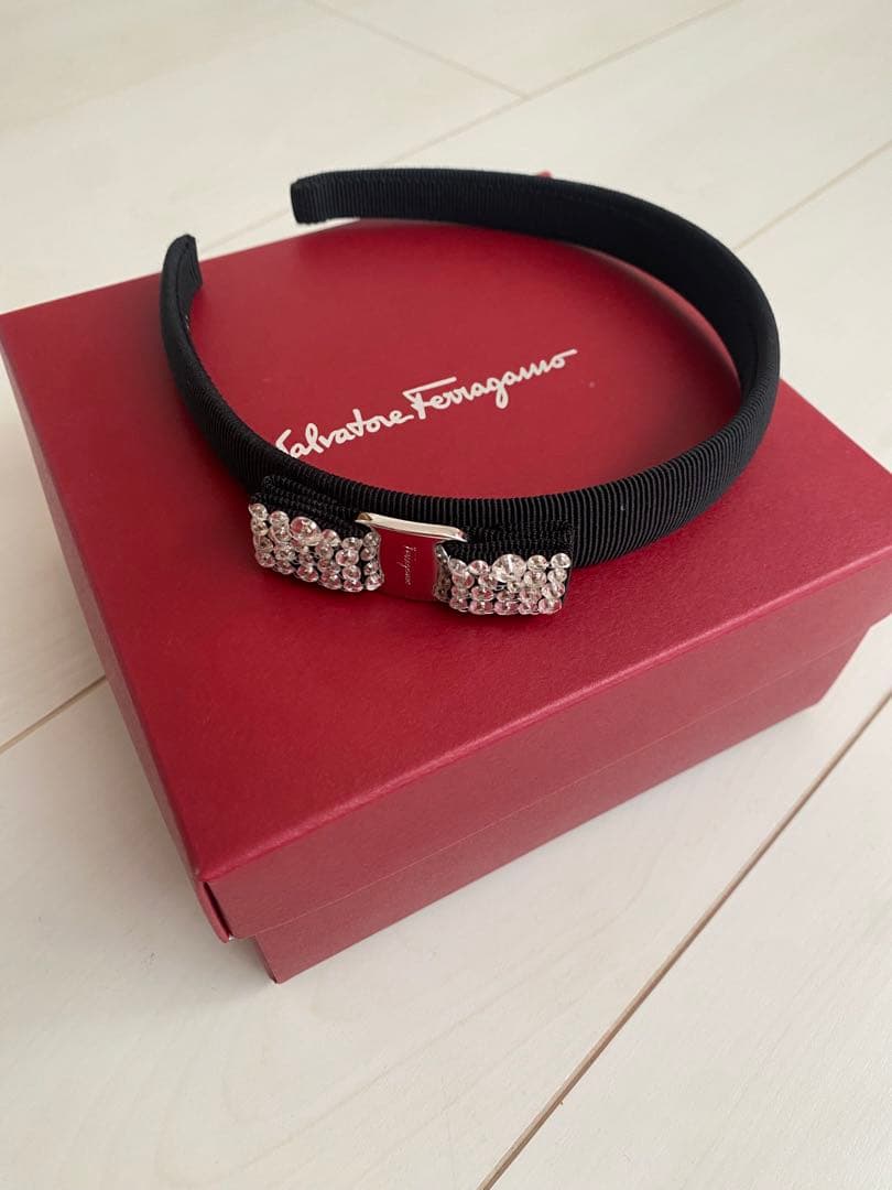 Salvatore Ferragamo リボンカチューシャ