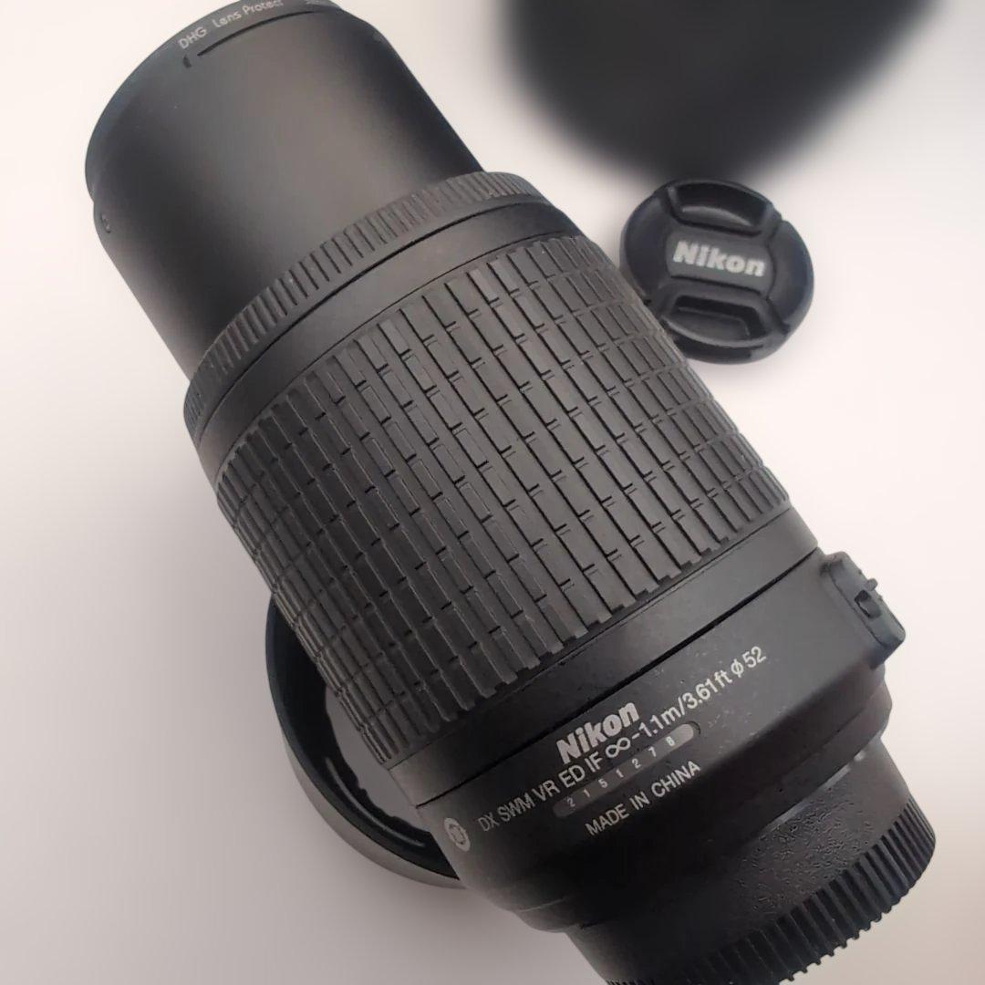 極美品ほぼ新品Nikon AF-S 55-200mm 1:4-5.6 ED VR