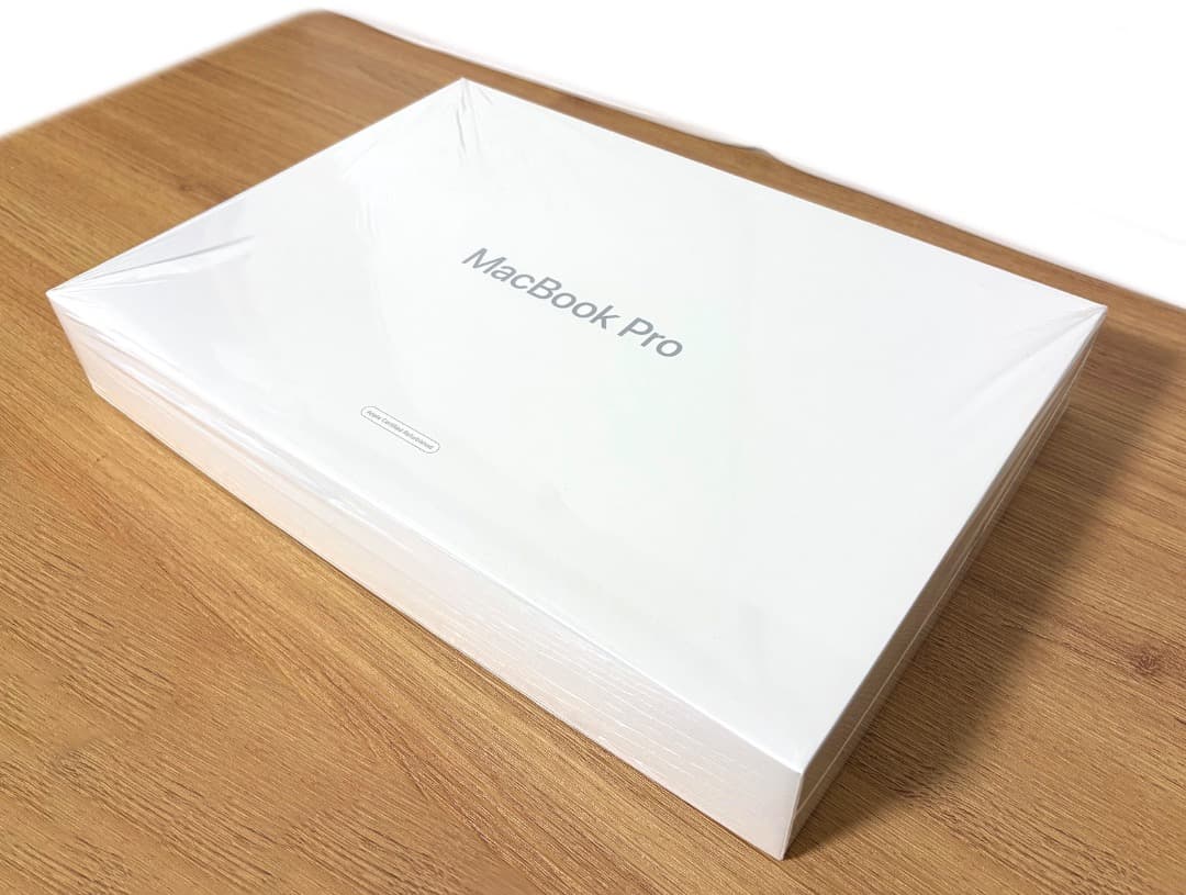 MacBook Pro 2018 15インチ i9 2.9GHz 16GBメモリ