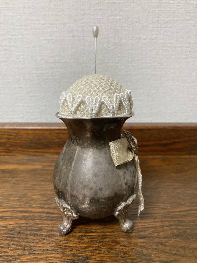 【まみ】アンティーク☆小さな靴型ピンクッション&ポット型ピンクッション