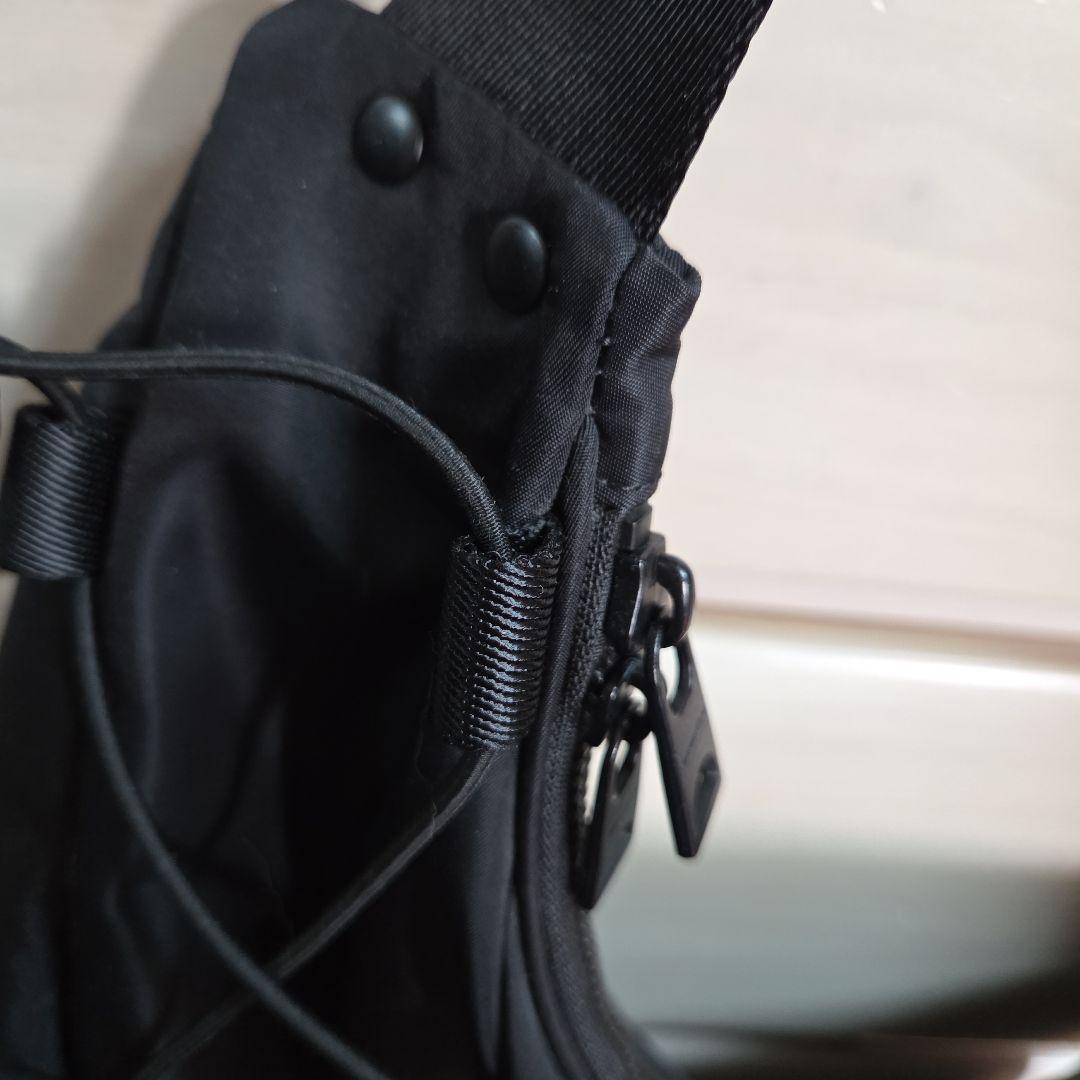 Onitsuka Tiger　ショルダーバッグ