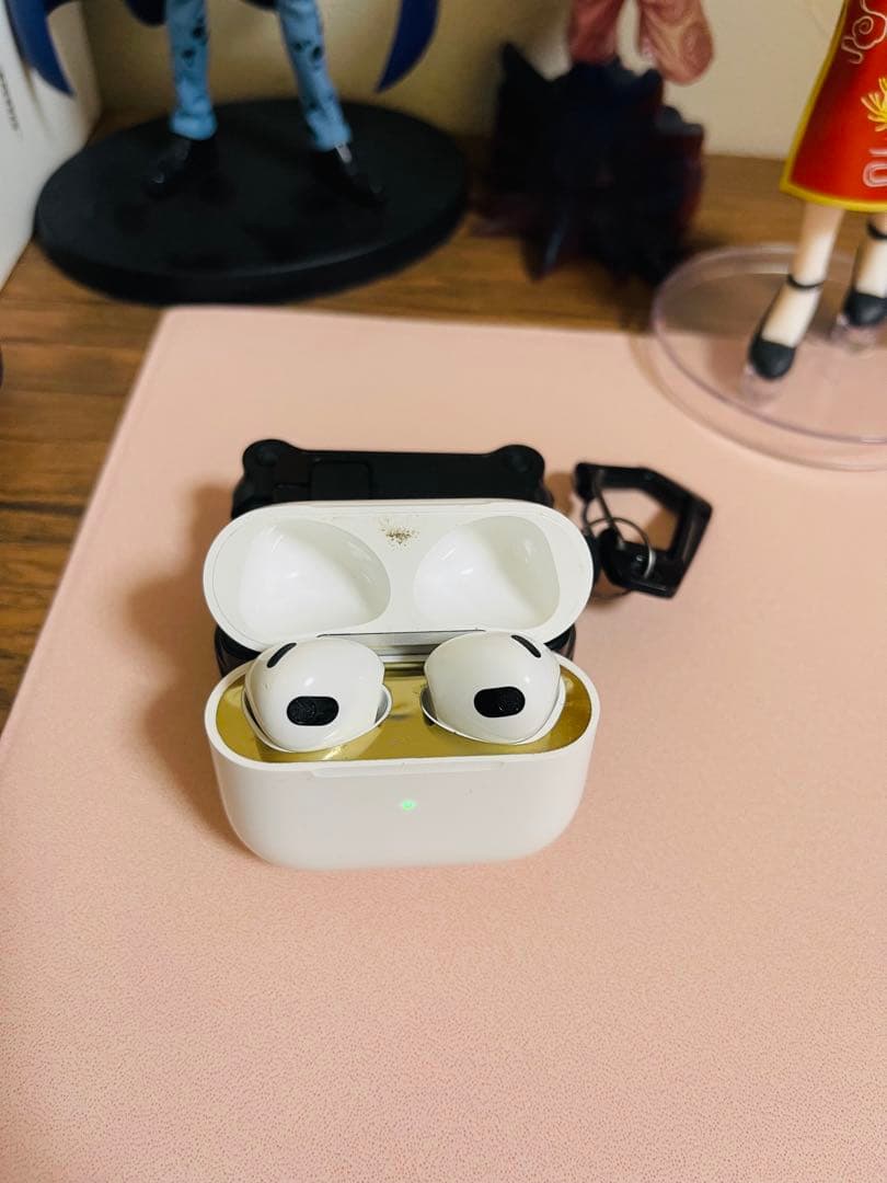 AirPods 3 本体 ホワイト ブラックケース付き