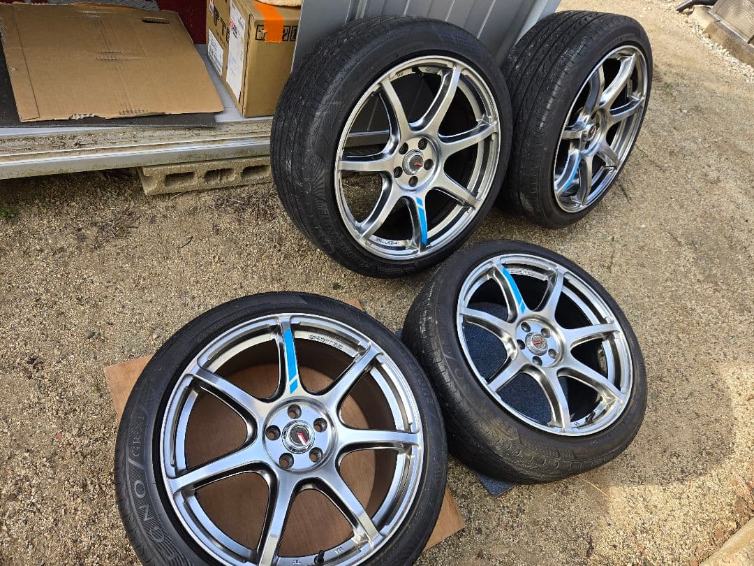 レイズマルカ18インチ8.5jタイヤホイール