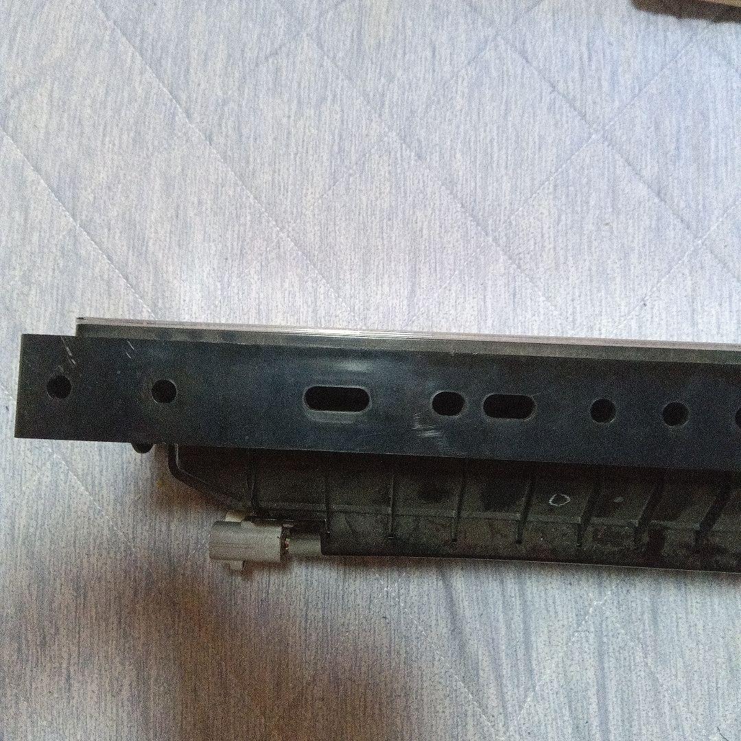 小泉３連LEDテールランプノーマルターン左のみ新車外し