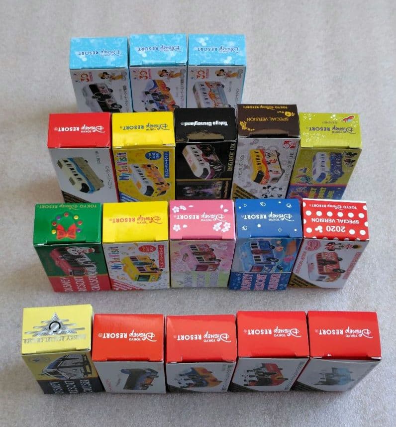 【未使用】トミカ　ディズニーリゾートクルーザー＆リゾートライン　18台