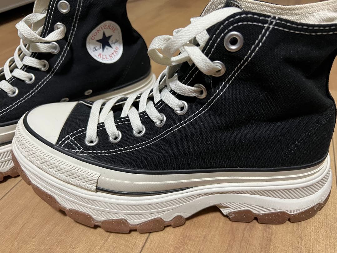 美品 Converse ブラック ハイカットスニーカー