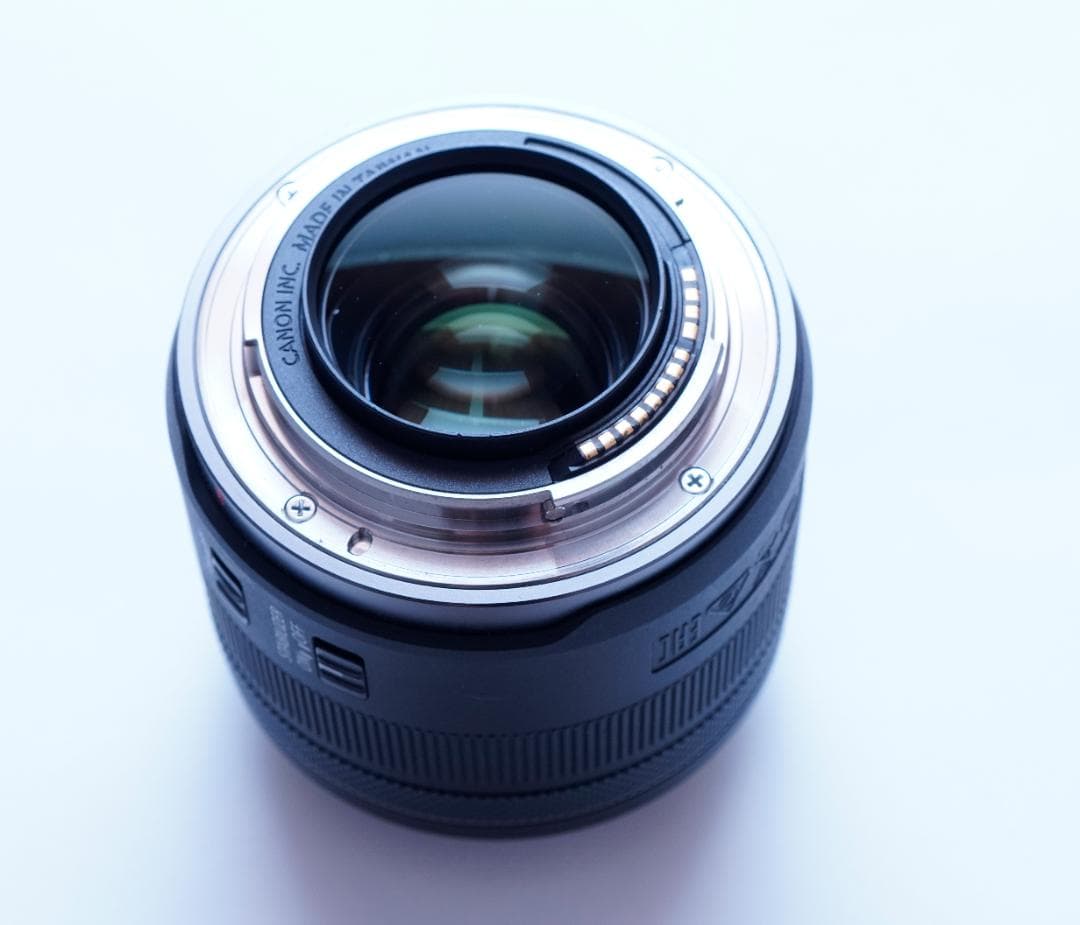 超美品 キャノン RF35mm F1.8 MACRO IS STM 単焦点レンズ