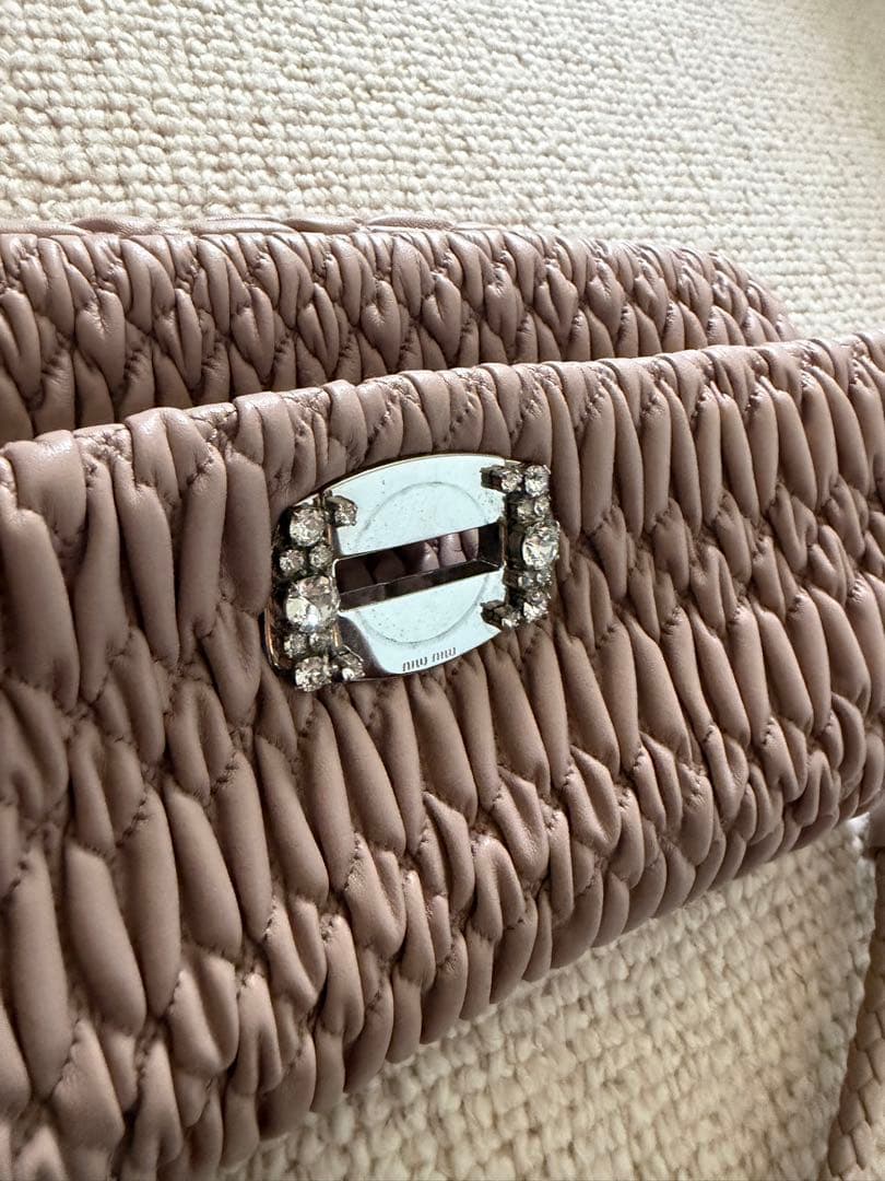 ミュウミュウ　パーティーバッグ