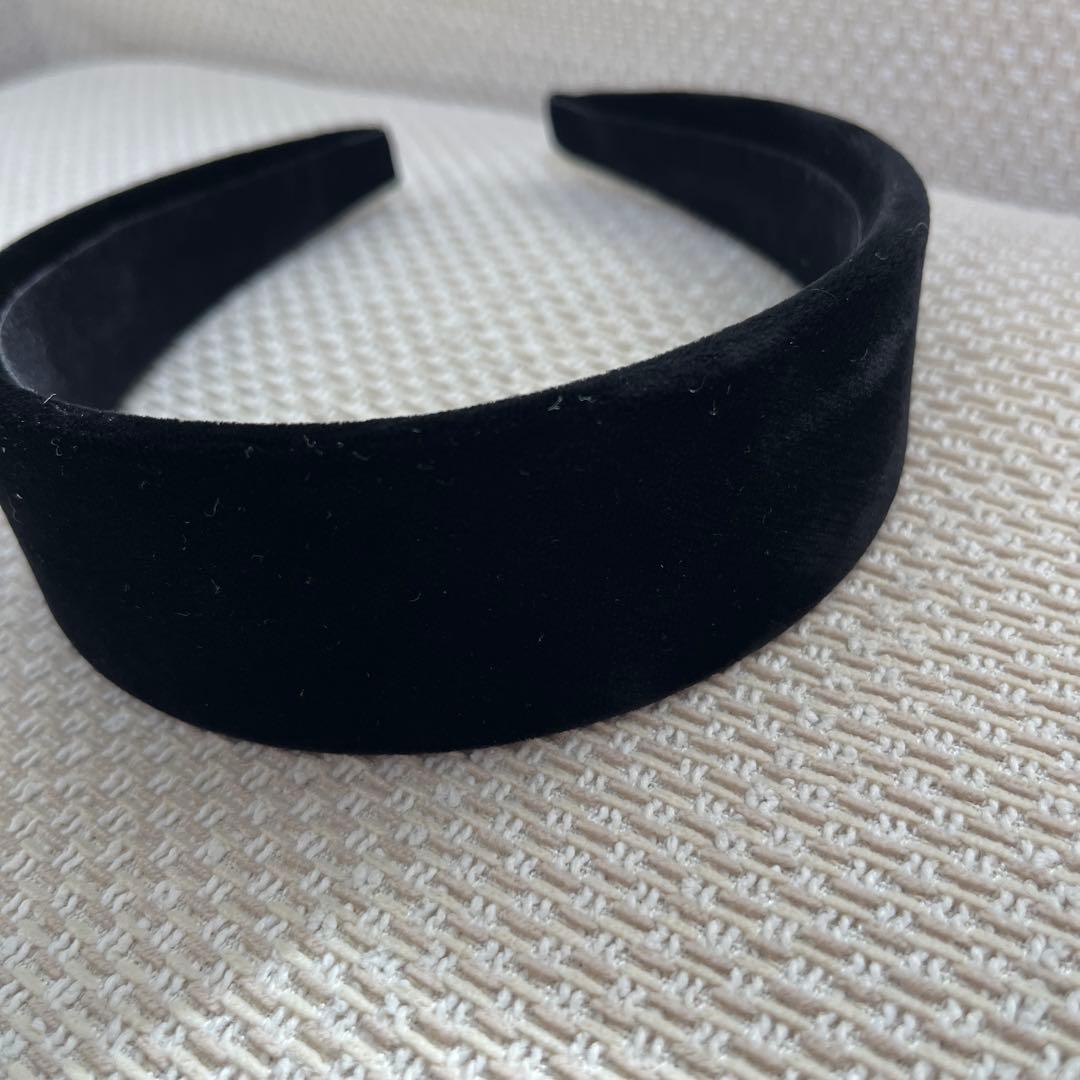 アレクサンドルドゥパリ　ベロアカチューシャ　THB-18554-40 ブラック