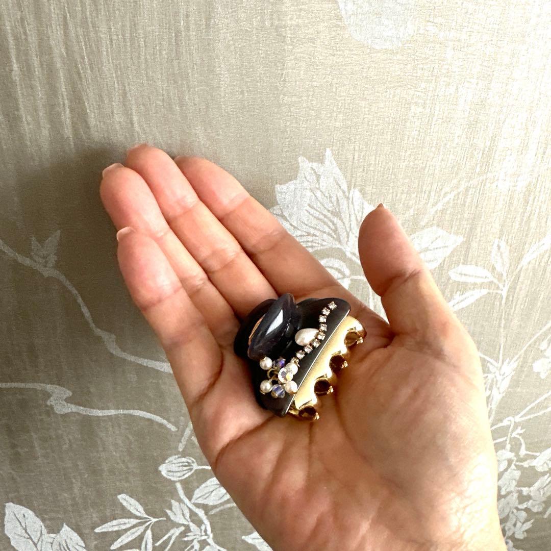 acca アッカ　クリップ　小　クリア墨黒　パール　ストーン　お花　試着のみ美品
