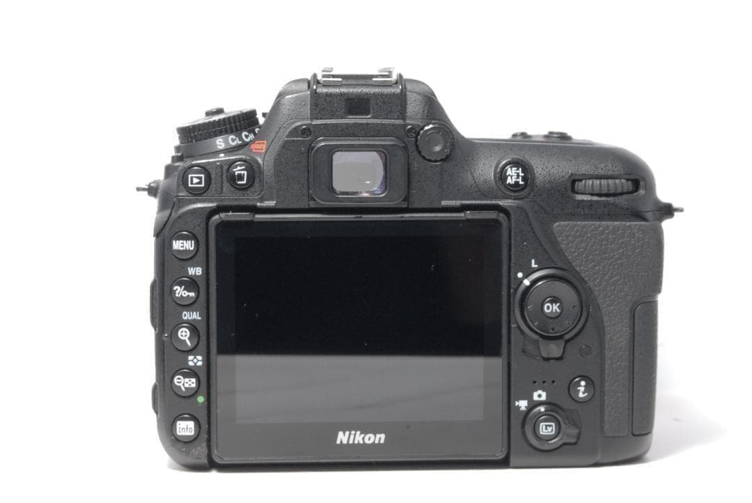 本日限定フォロー割価格！ Nikon D7500 取説あり　Err表示　割れあり