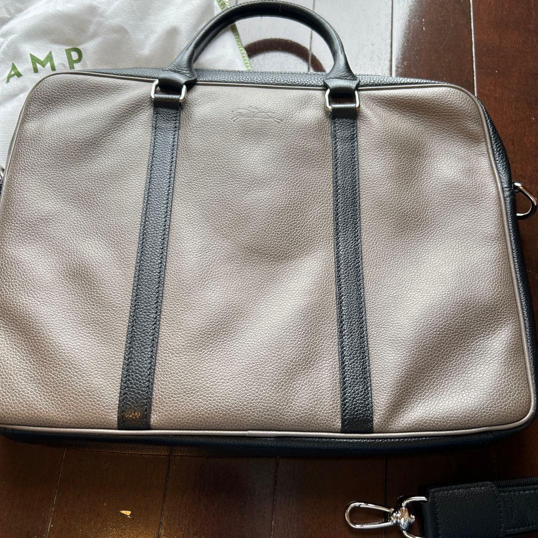 ★ロンシャン★本革ビジネスバック