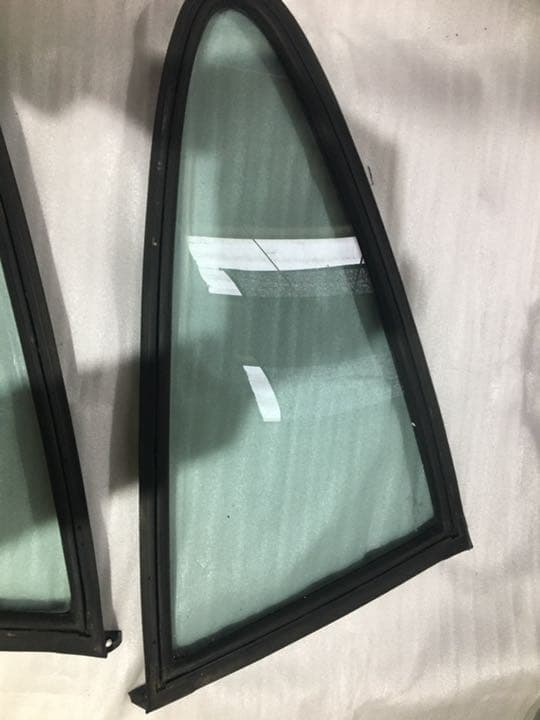 ポルシェ 911 カレラ ナロー左右クォーターガラスセット