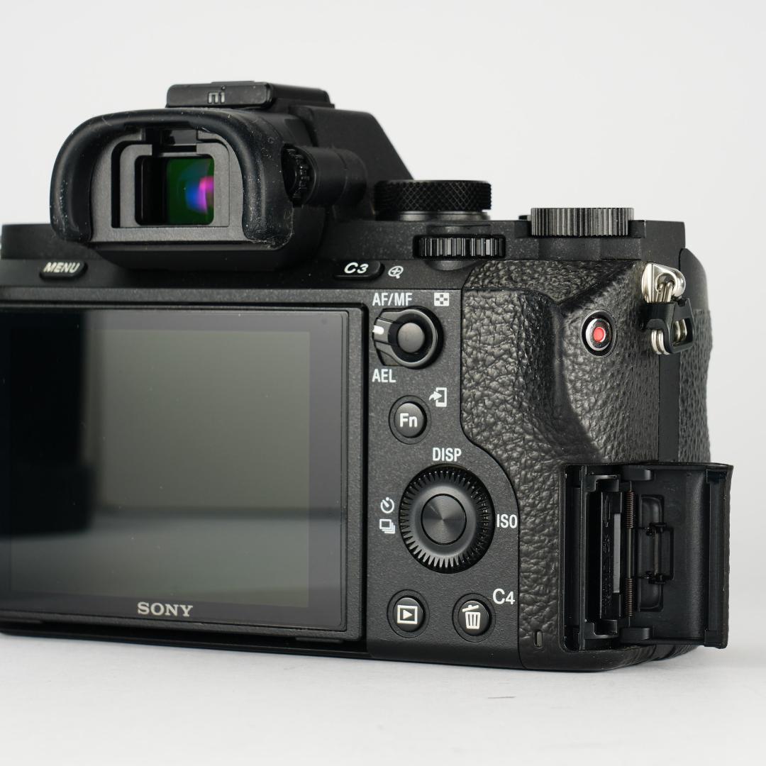 極美品！SONY α7II完全セット4,798回 フルサイズデビューに最適