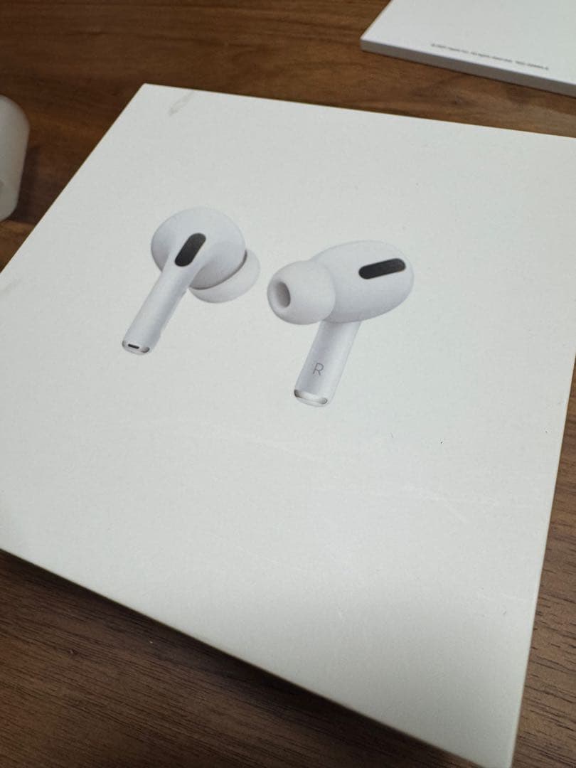 AirPods第一世代本体 ホワイト 充電ケース付き