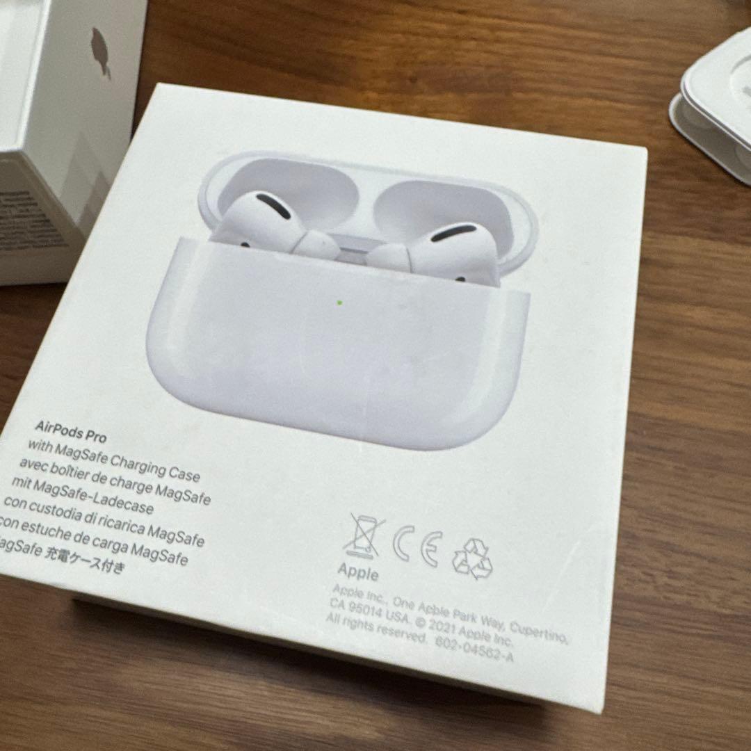 AirPods第一世代本体 ホワイト 充電ケース付き