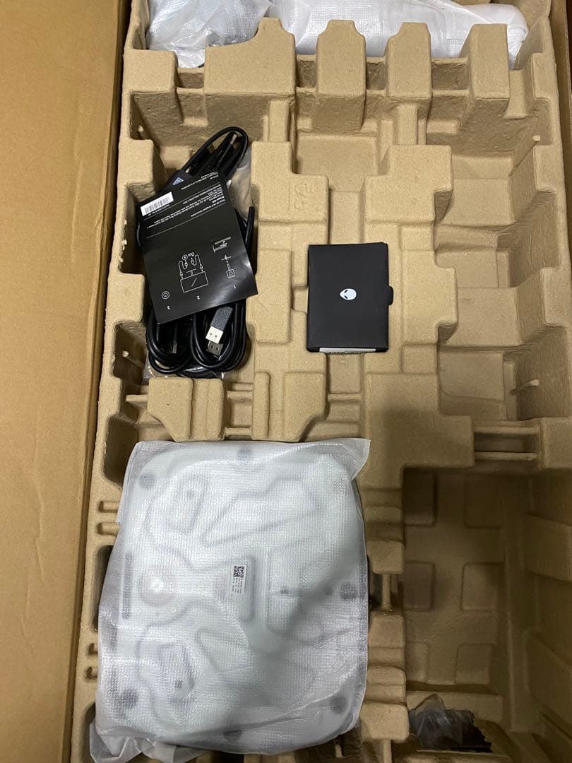 Dell AW3425DWM 34インチAlienware ゲーミングモニター