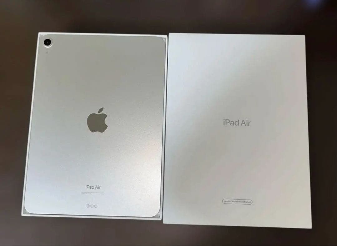 【美品】iPad Air (M1 第五世代) Wi-Fiモデル スターライト