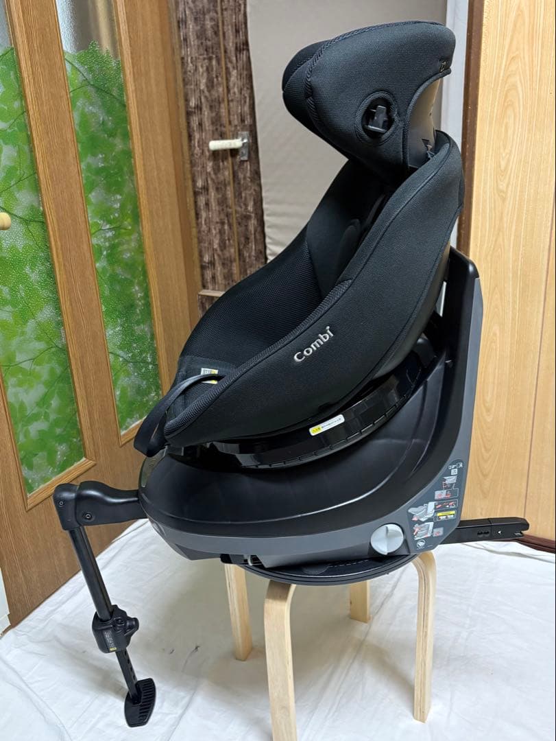 2025年購入 コンビ クルムーヴ コンパクト R129 エッグショック JS