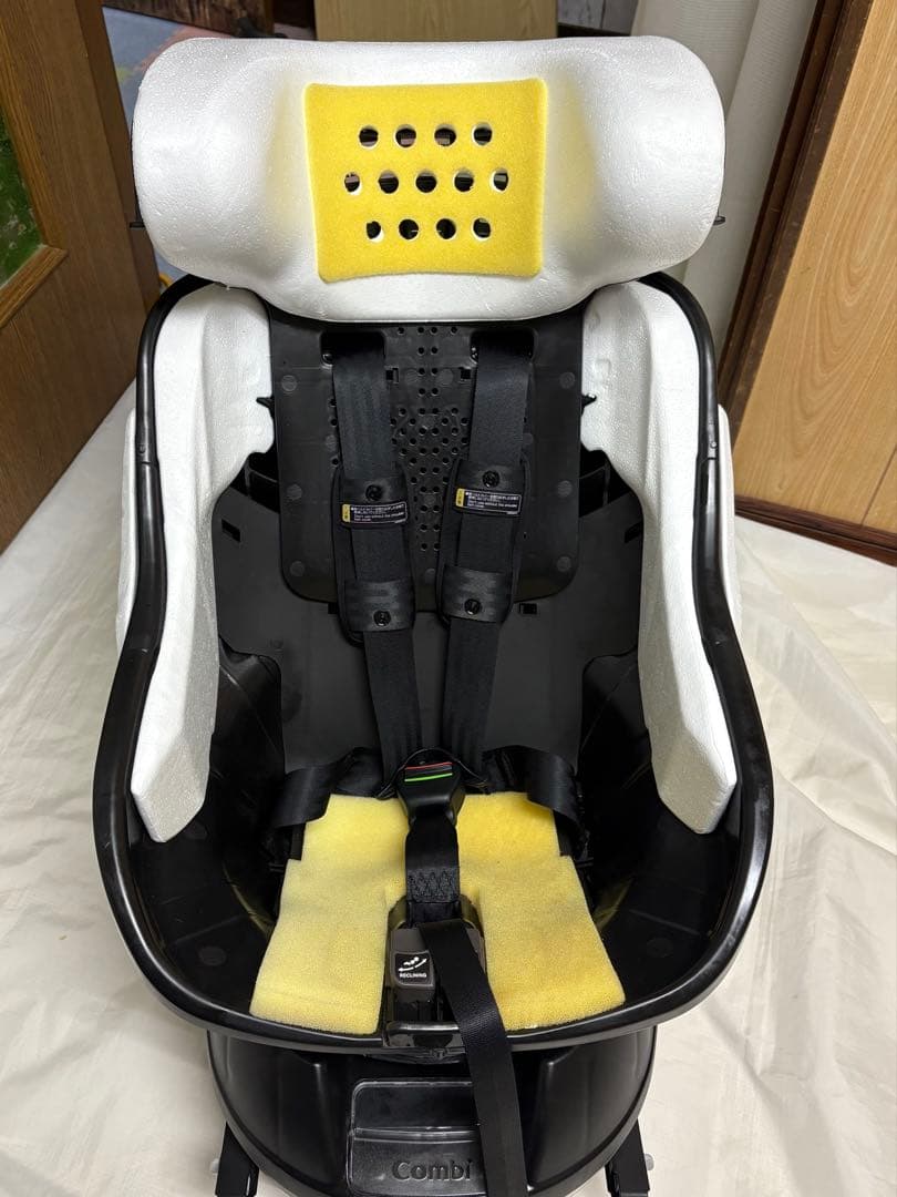 2025年購入 コンビ クルムーヴ コンパクト R129 エッグショック JS