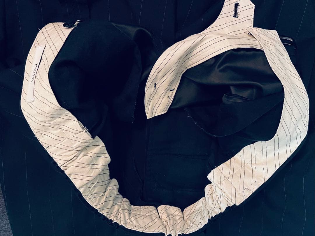 タグあり24ss UJOH ネイビー スラックス サイズ2