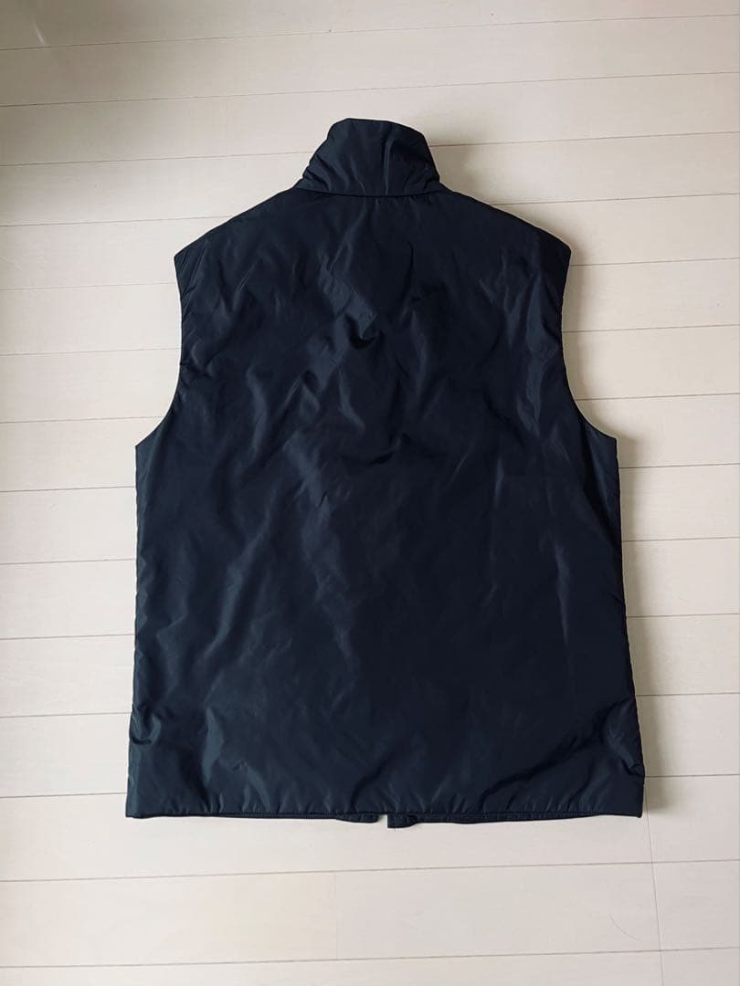 【美品】PRADA プラダ　中綿ベスト スタンドカラー　ブラック