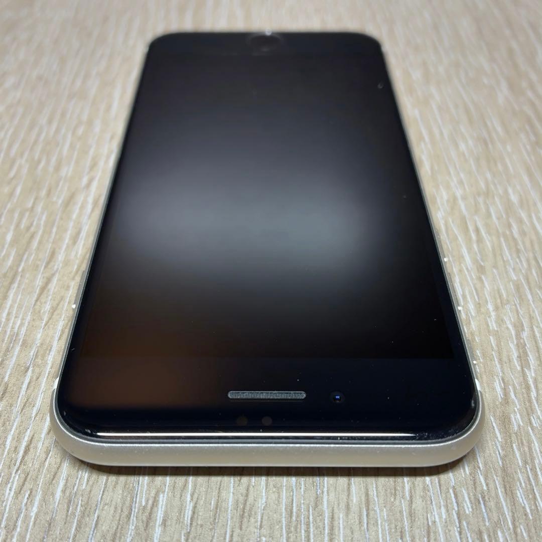 【ジャンク品】iPhone SE (第3世代) 256GB スターライト