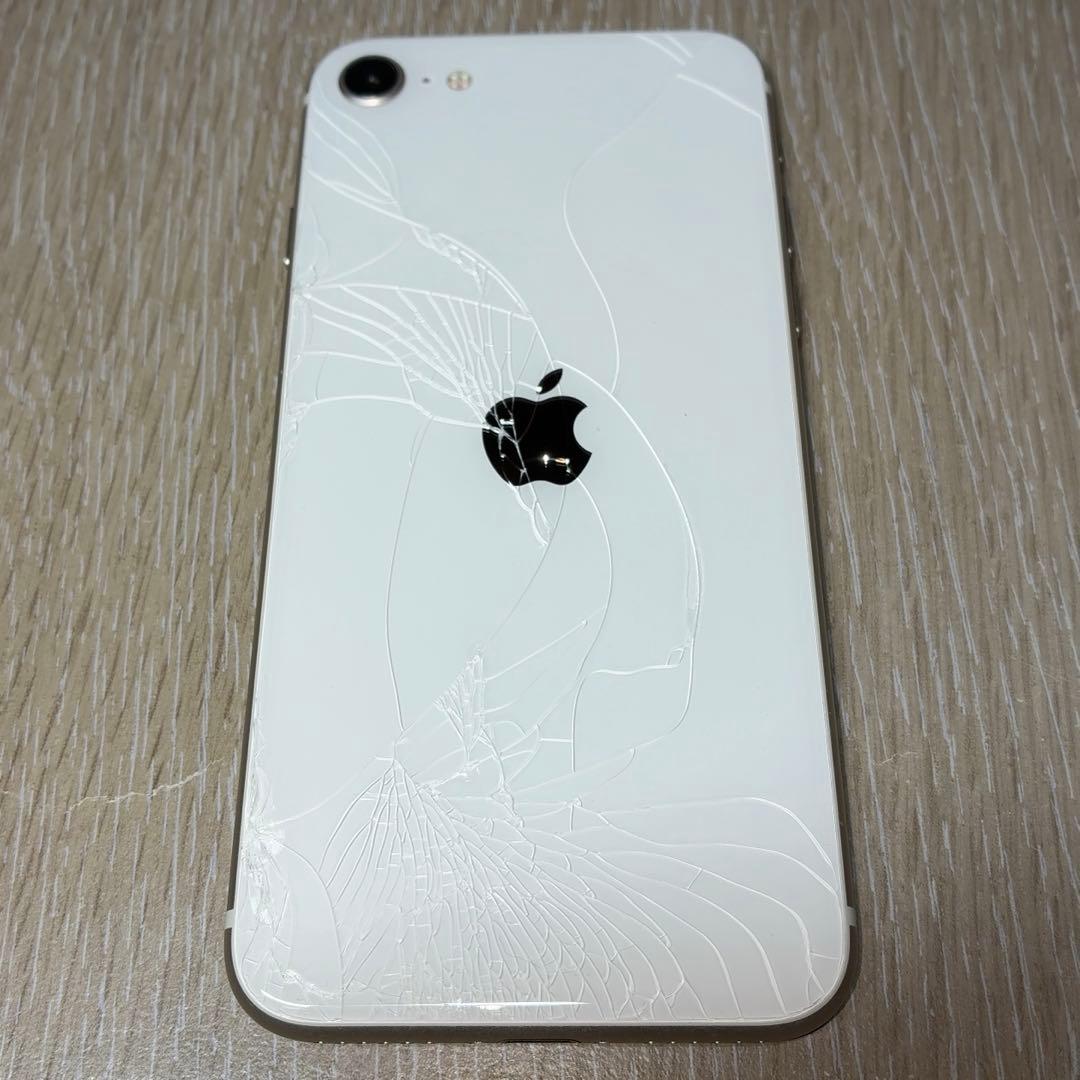 【ジャンク品】iPhone SE (第3世代) 256GB スターライト