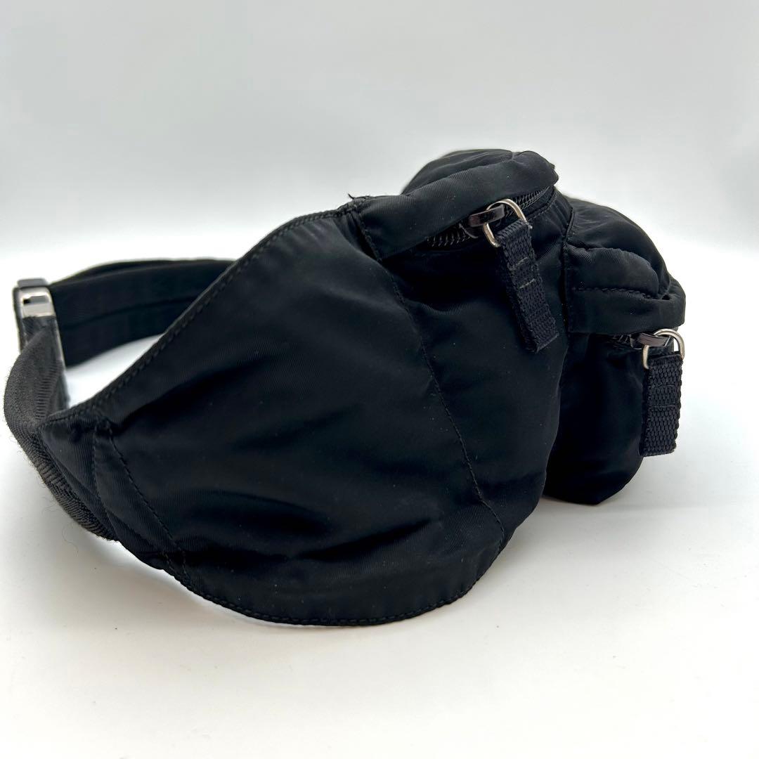 美品 プラダ 三角ロゴ ナイロン ブラック ウエストポーチ ボディバッグ