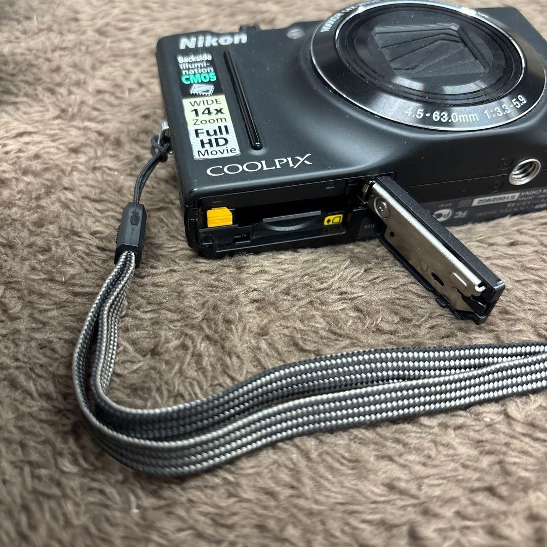 デジタルカメラ Nikon COOLPIX S8200