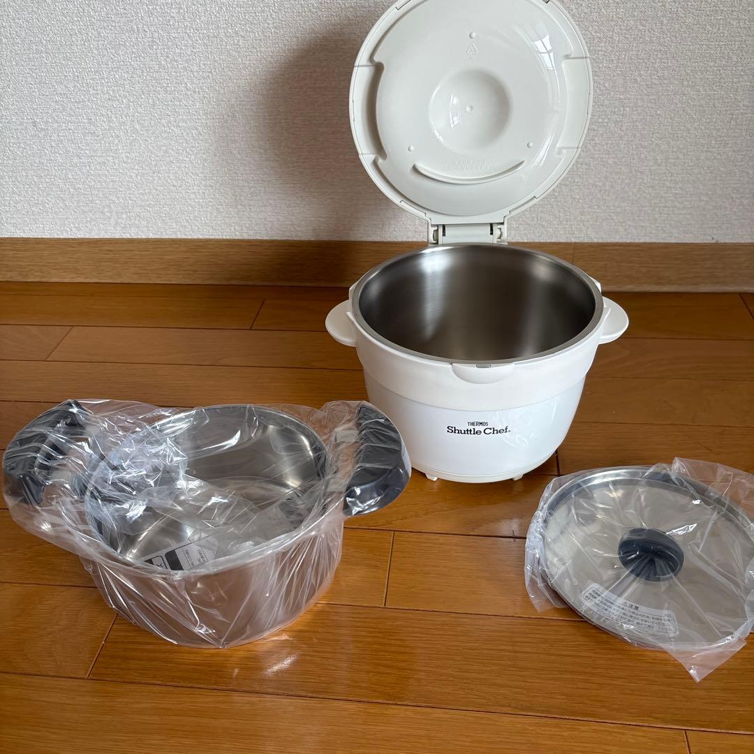 サーモスのシャトルシェフ