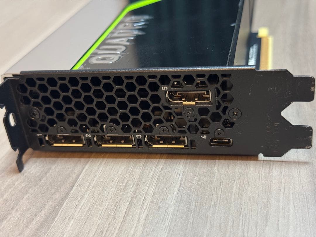 NVIDIA Quadro RTX8000 48GB 中古グラフィックボード