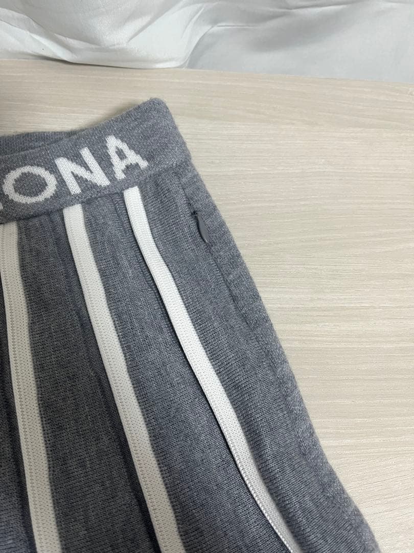 定価4.6万 MARK&LONA ウール ニットスカート 36 グレー 暖か