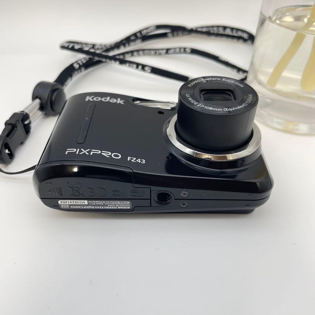 美品✨Kodak PIXPRO FZ43✨動作確認済 スマホ転送OK 単三電池♪