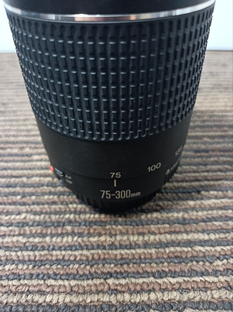 Canon カメラ用レンズ２種（ジャンク扱い）