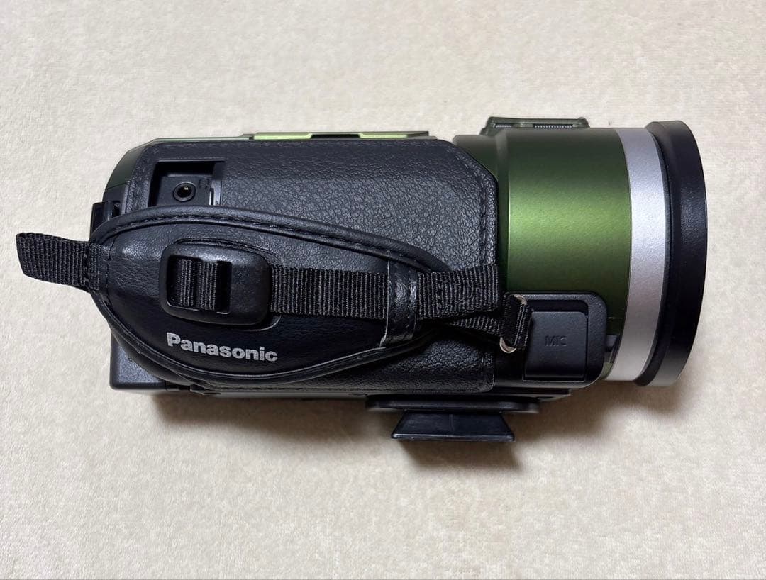 Panasonic 4K ビデオカメラ HC-VX2M
