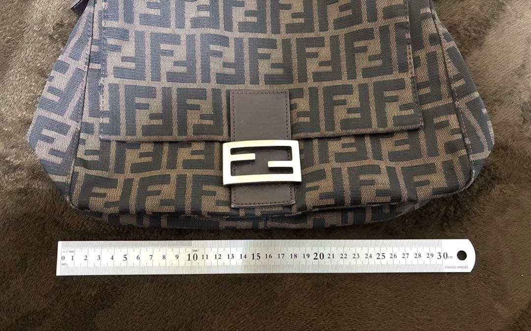 FENDI FFロゴパターン ハンドバッグ