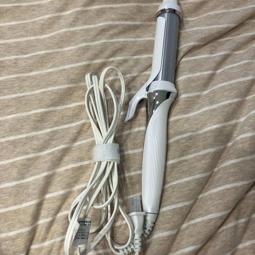 ホワイト カールヘアアイロン