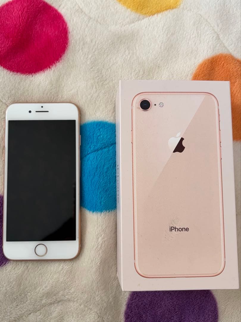 iPhone8 本体 箱付き