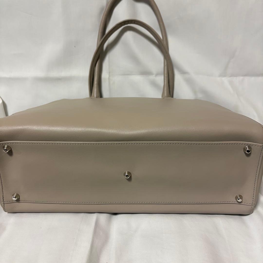 新品★ビジネスレザーファクトリー ビジネストートバッグ トラピゾイド ベージュ